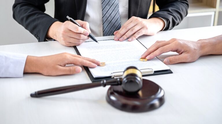 Agreement prepared by lawyer signing decree of divorce